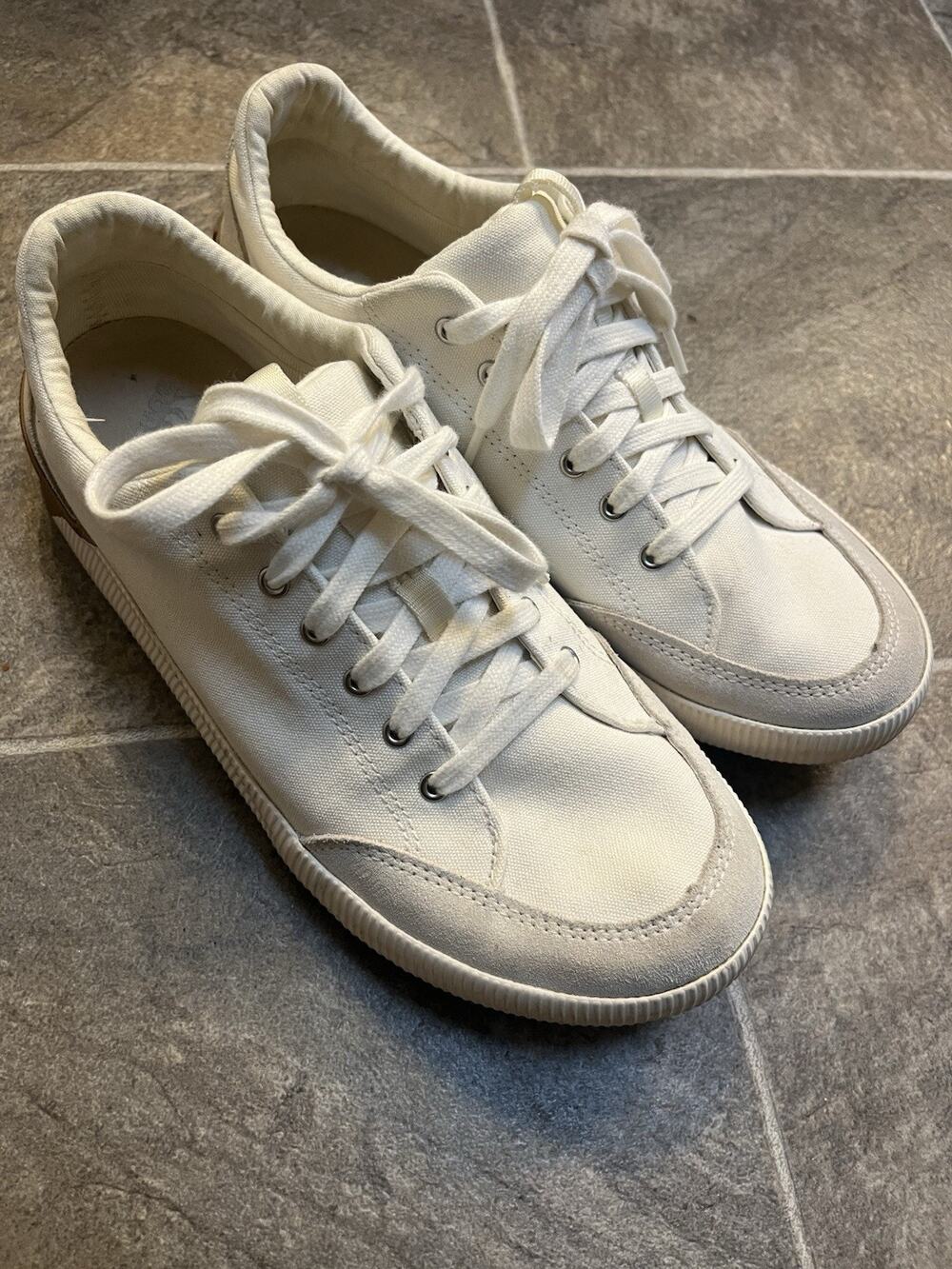 Sorel Out N About Plus Classic Womens 10 White Waterproof Canvas Sneakers EU41